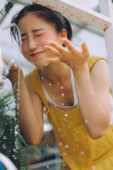 少妇真人直播免费视频